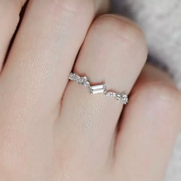 Grand Baguette Marquise Crystal Dainty SILVER Ring - Picture 1 of 5